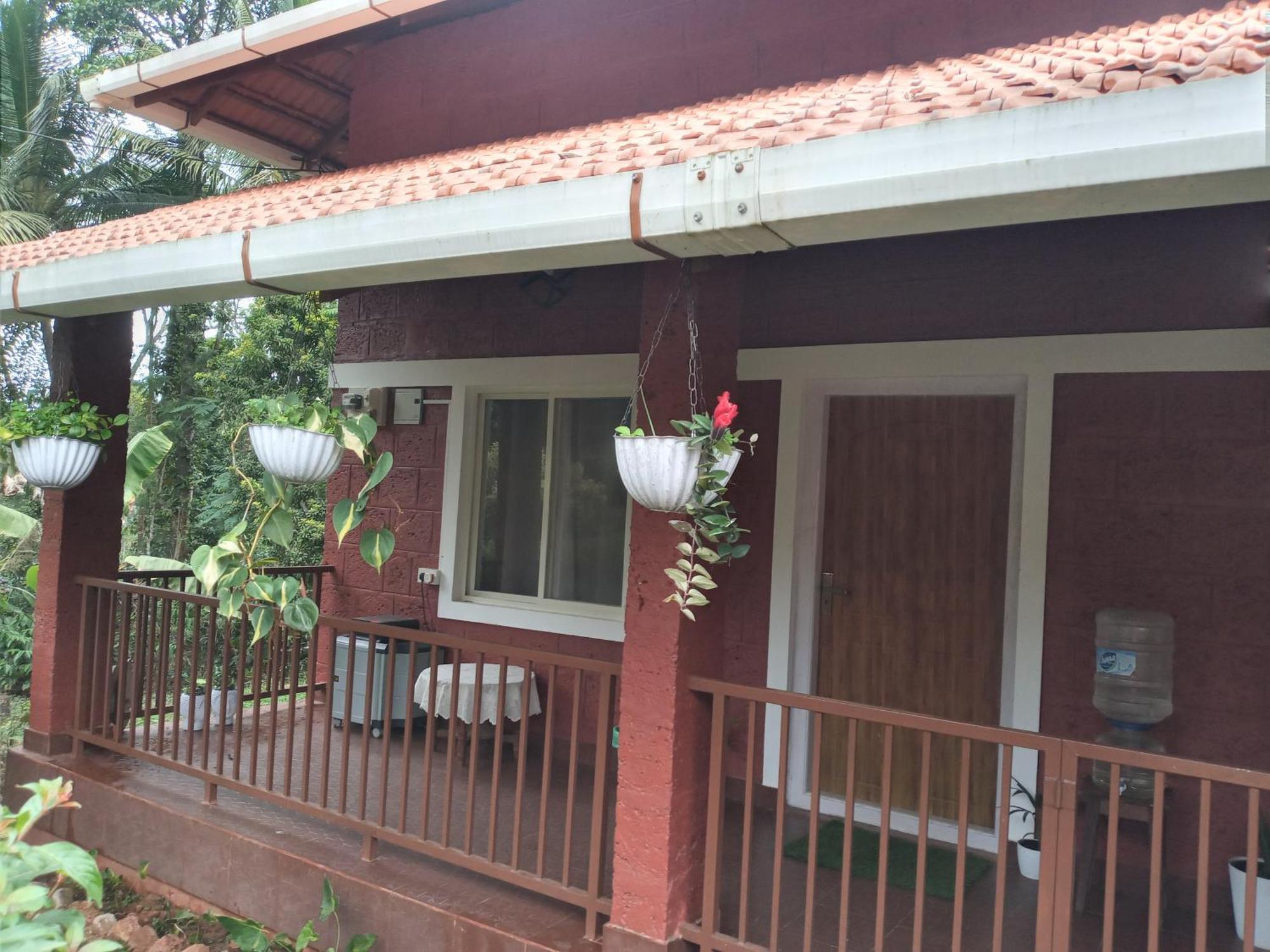 Coorg Klusters Estate Homestay *